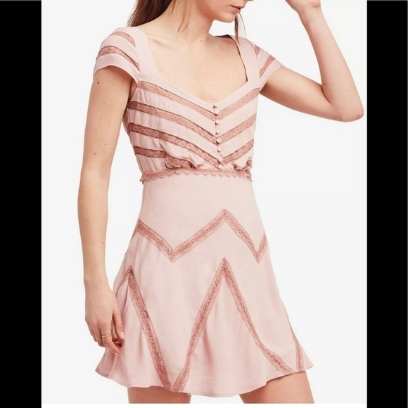 Sz 2‎ Free People Lace Mink Mini Dress NWT $250 - Picture 1 of 7